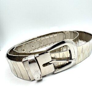 Silver-Tone Geometric Diamond Pattern Metal Belt Vintage With Buckle